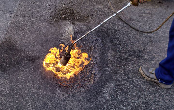 Gwalchmai Uchaf flat roofing repairs